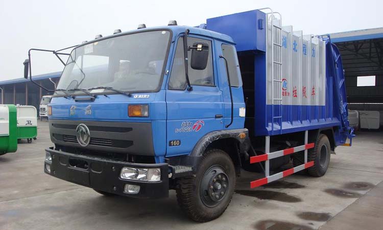 Dongfeng 145 compression garbage truck
